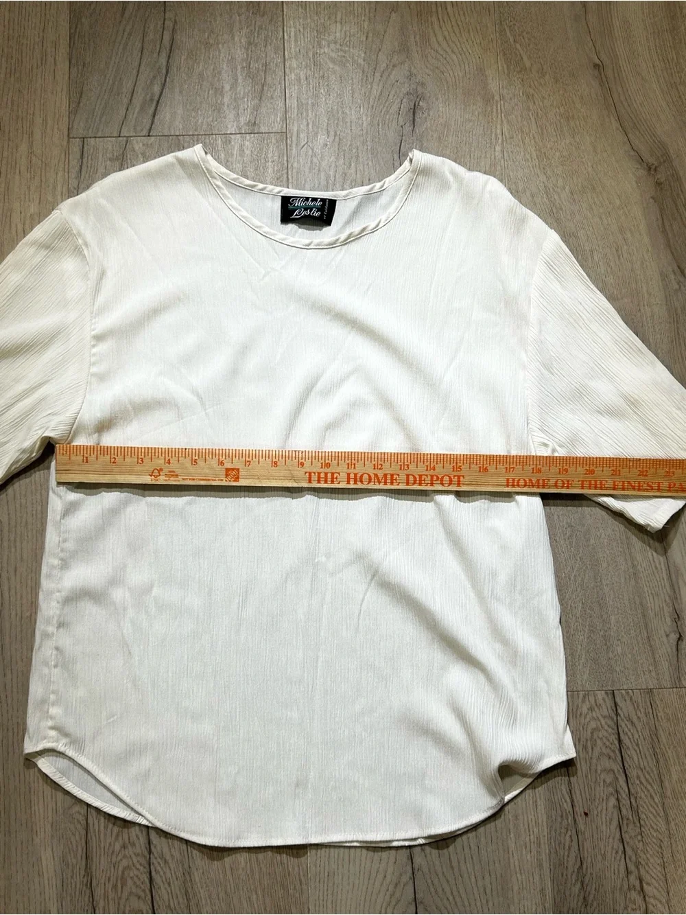 Light Cream Short Sleeve Crewneck Top - Picture 4 of 5